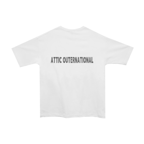 「ATTIC OUTERNATIONAL」文字デザインのオリジナルTシャツ