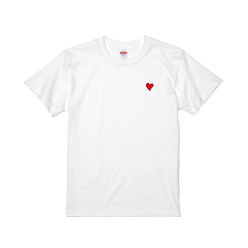 ハートのイラストをワンポイントデザインしたオリジナルTシャツ