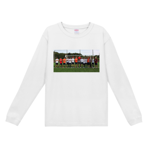 サッカーチームで撮った写真をプリントしたオリジナルTシャツ