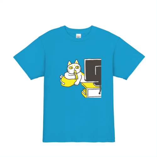 テレビを見ながらチュールを召し上がる猫のオリジナルTシャツデザイン